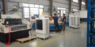 注塑車間如何降溫安裝工業環?？照{比大風扇還省電，你知道嗎！