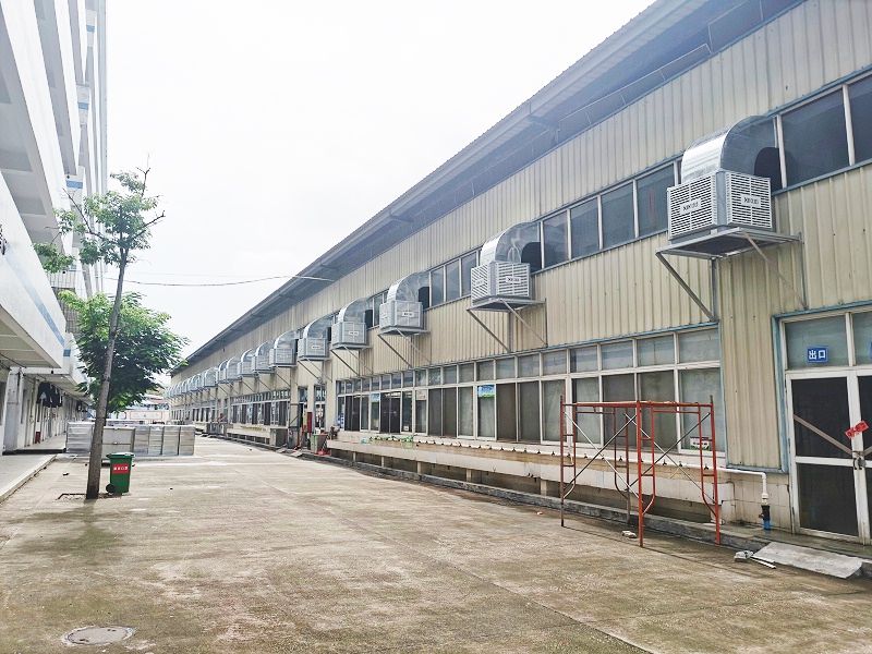 工業環保空調,學校食堂降溫工程案例.jpg 工業環保空調,學校食堂降溫工程案例.jpg