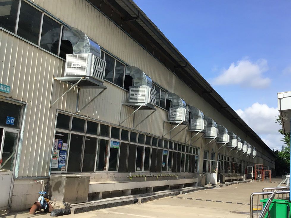 工業(yè)水冷環(huán)保空調 廠房降溫通風案例.jpg 工業(yè)水冷環(huán)保空調 廠房降溫通風案例.jpg