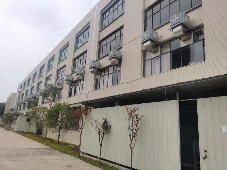 環(huán)保空調(diào)為大型企業(yè)廠房車間降溫通風(fēng).png 環(huán)保空調(diào)為大型企業(yè)廠房車間降溫通風(fēng).png