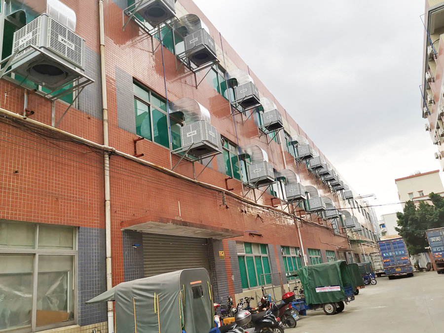 工業(yè)環(huán)保空調(diào)應(yīng)用服裝廠車間通風(fēng)降溫.png 工業(yè)環(huán)保空調(diào)應(yīng)用服裝廠車間通風(fēng)降溫.png