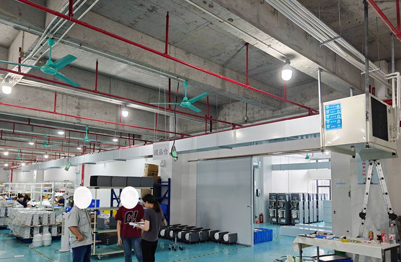 工業(yè)省電空調設備-臥式管道機型,工業(yè)車間崗位降溫.jpg 工業(yè)省電空調設備-臥式管道機型,工業(yè)車間崗位降溫.jpg